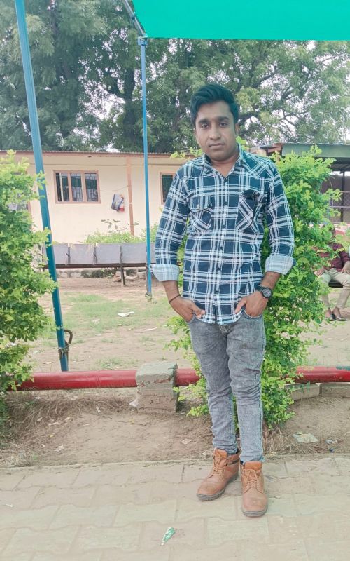 Indian matrimonial profile: Makwana, 34, Customer Support, from India
